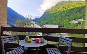 Joli studio vue sur les montagnes avec balcon